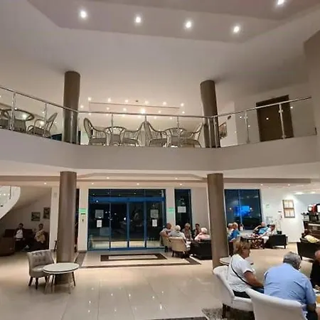Hotel Sineva 4*