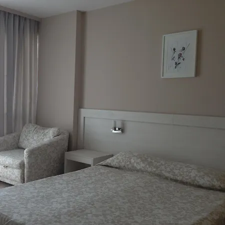 Sineva Hotel 4*