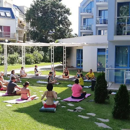 Sineva Święty Włas