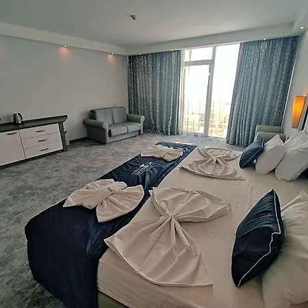 Sineva Hotel 4*